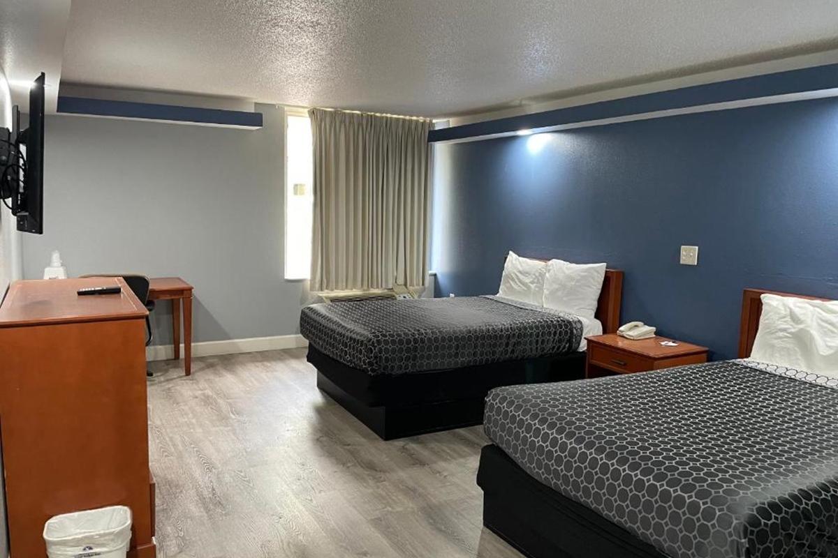 Americas Best Value Inn & Suites Хорн-Лейк Экстерьер фото