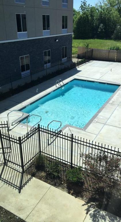 Americas Best Value Inn & Suites Хорн-Лейк Экстерьер фото